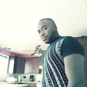 Meet your Posher, Yves